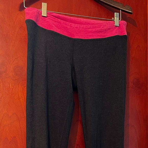Lululemon Athletica Sz 8 Runda Gray Pink  Reflective Yoga Legging ruched leg - Picture 7 of 11